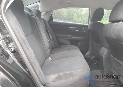 2015 Nissan Altima 2.5 z USA, uszkodzony, nr VIN 1N4AL3AP3FC241816